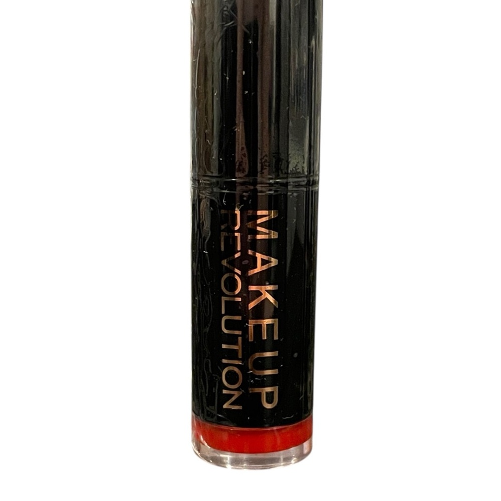 New Makeup Revolution London‎ Lipstick LADY 0.11oz/3.2g Red Dark Classic